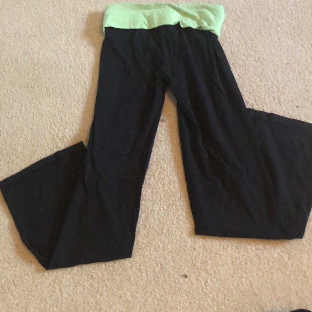 Yoga pants